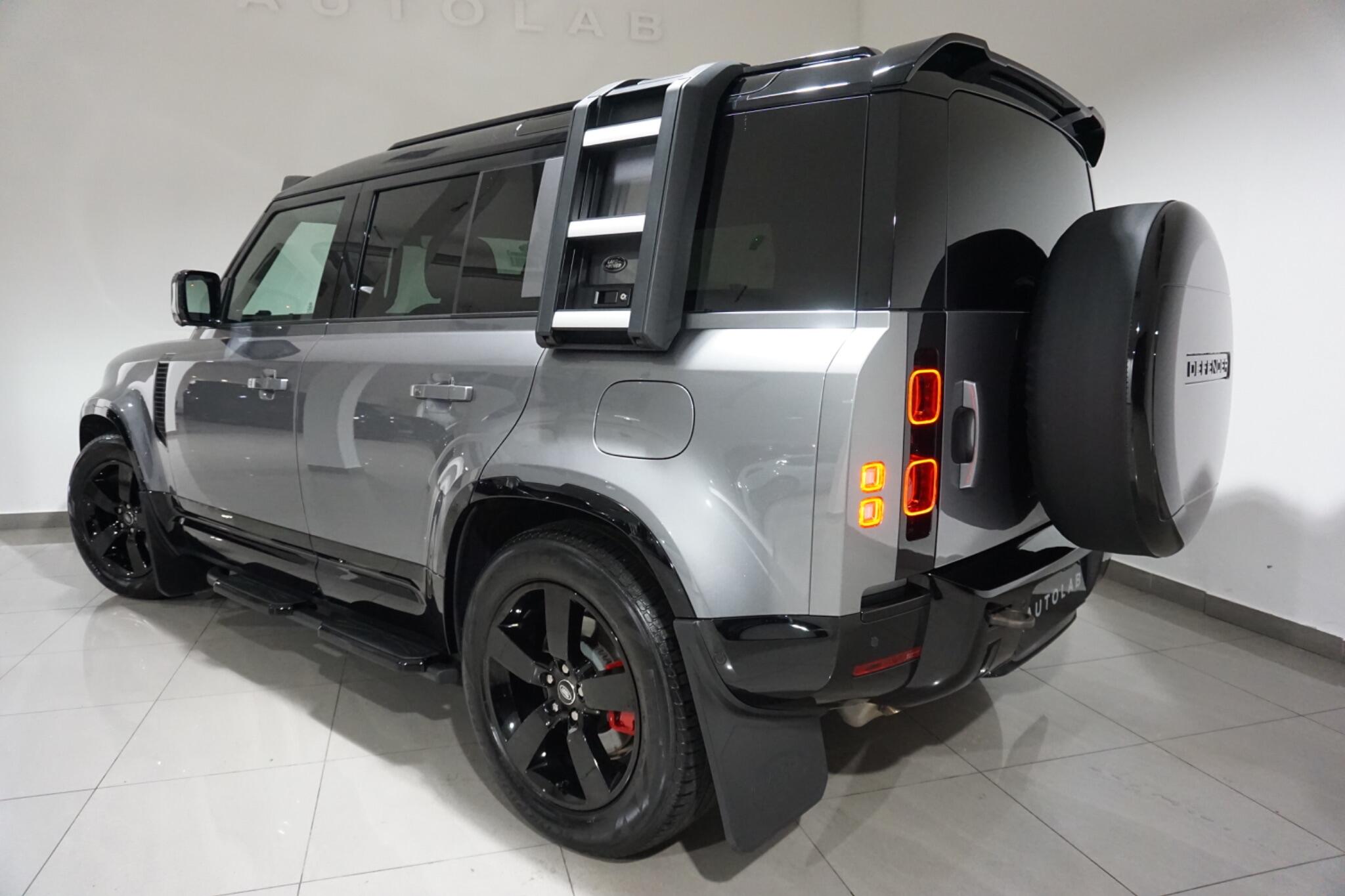Land Rover Defender 110 2.0 P400e 15.4kWh X-Dynamic SE SUV 5dr Petrol Plug-in Hybrid Auto 4WD Euro 6 (s/s) (404 ps)
